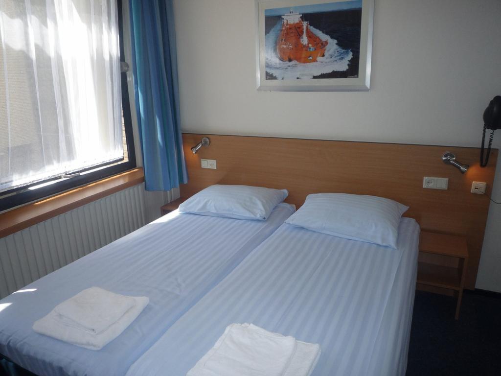 Maritime Hotel Rotterdam Szoba fotó